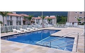 Casa Sobrado Sahy